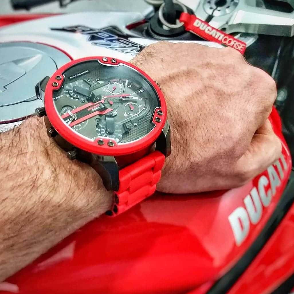 DZ7370-diesel-watch-men-red-metal-mr-daddy