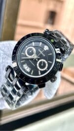 versace-watch-in-egypt-for-women-black-dial-with-black-color-metal-strap-belt--in-cairo-alexandria-and-all-of-egypt-versace-watches