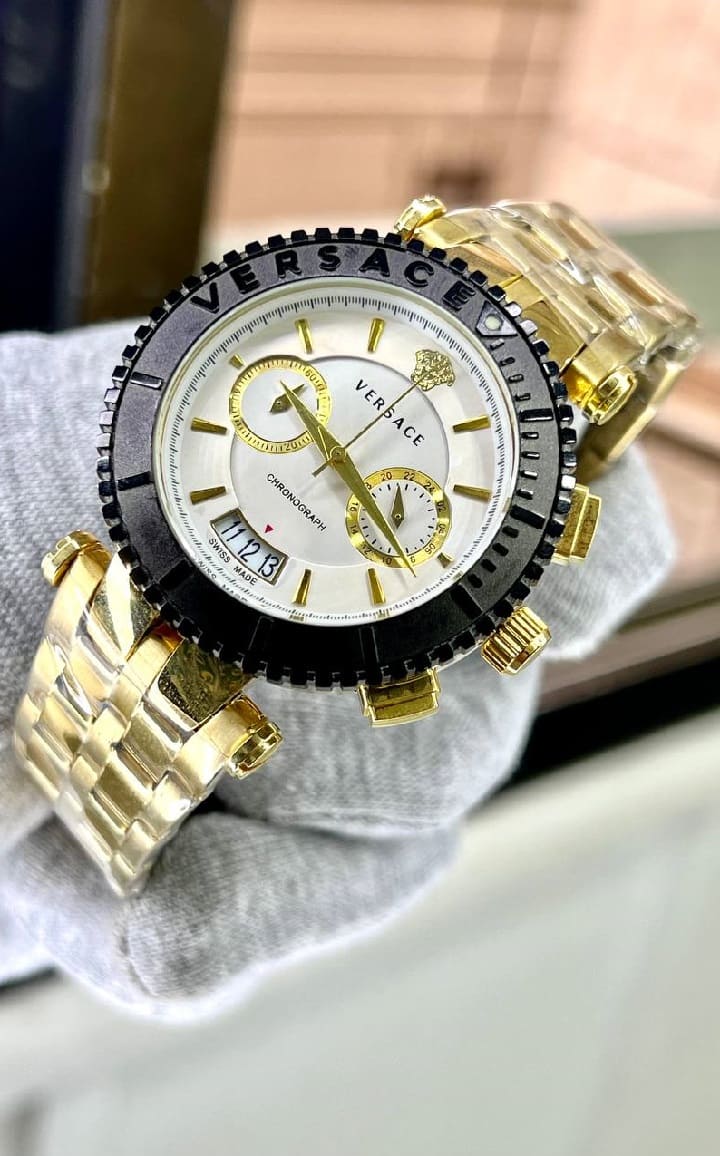 versace-watch-in-egypt-for-women-white-dial-with-gold-color-metal-strap-belt--in-cairo-alexandria-and-all-of-egypt-versace-watches