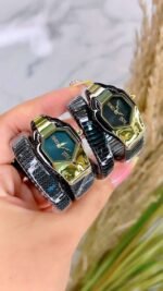 just-cavalli-watch-for-women-snake-shape-with-black-dial-metal-strap-gold-and-black-color-belt-2