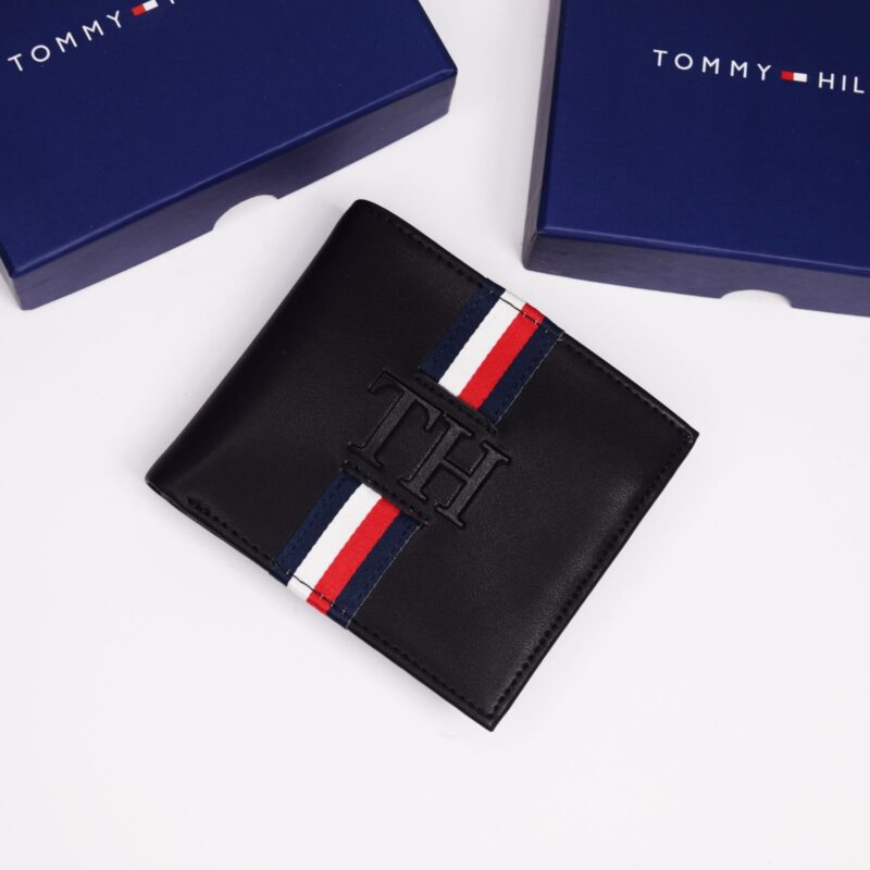 tommy-hilfiger-leather-wallet-in-egypt-balck-color-wallet-egypt