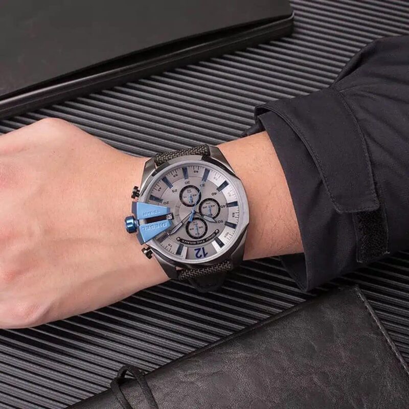 Diesel Men Watch Mega Chief DZ4500 - Image 11