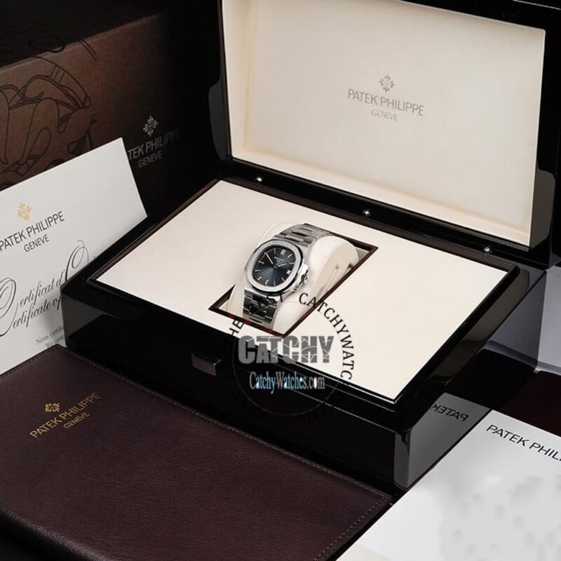Patek Philippe Aquanaut Geneve Men's Watch - Image 10
