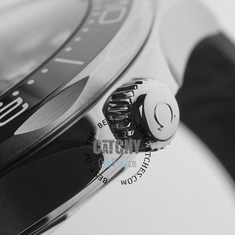 Omega Seamaster Diver Co‑Axial Automatic Green Watch - Image 5
