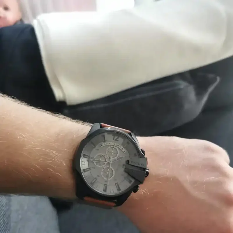 Diesel Men Watch Mega Chief DZ4463 - Image 12