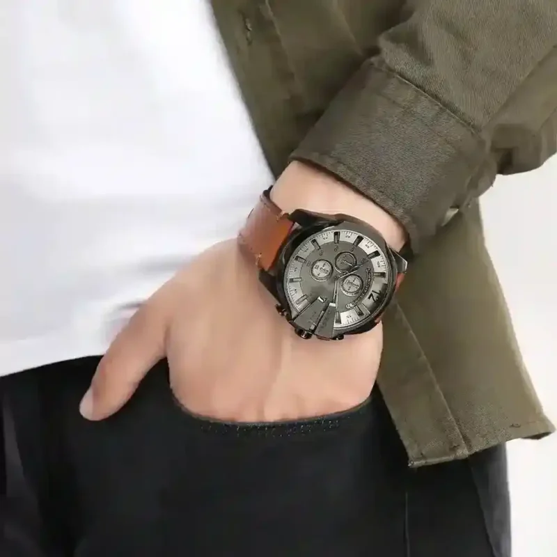 Diesel Men Watch Mega Chief DZ4463 - Image 9