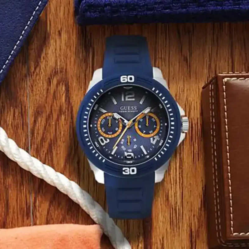 Guess Men'S Watch Tread W0967G2 - Image 9