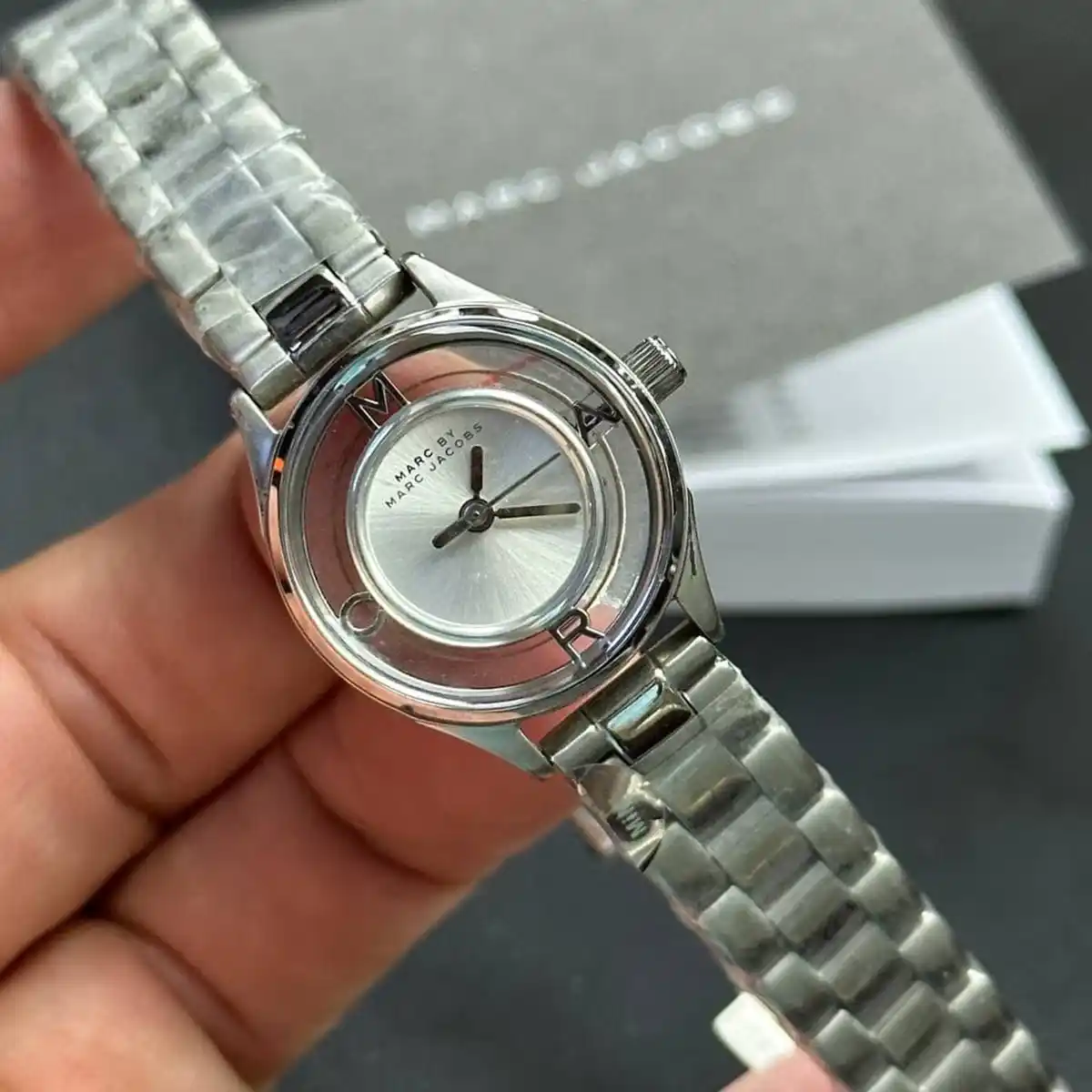 Marc By Marc Jacobs Watch For Women MBM3412 11 Marc By Marc Jacobs Watch For Women MBM3412 - Image 11