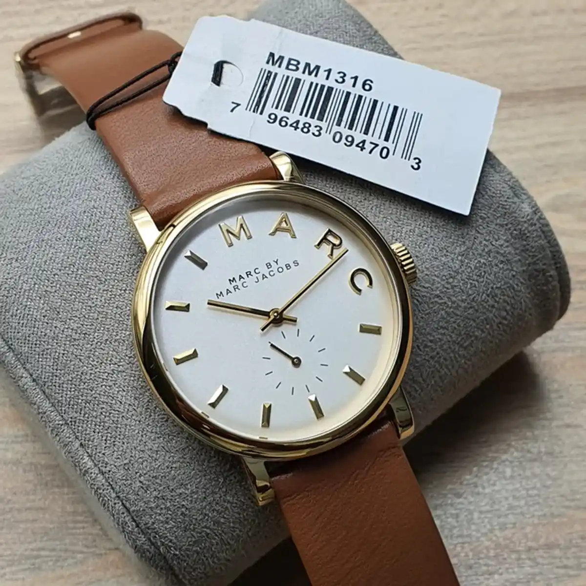 Marc By Marc Jacobs Watch For Women MBM1316 9 Marc By Marc Jacobs Watch For Women MBM1316 - Image 9