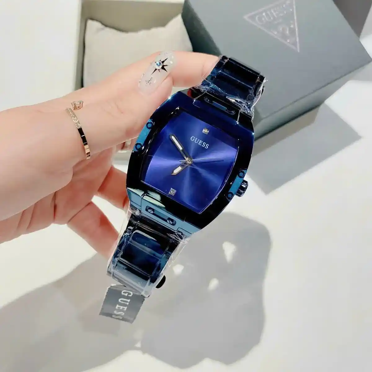 Guess Watch For Men GW0387G4 | catchy watches Guess Watch For Men GW0387G4 - Image 12