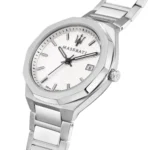 r8853142005-maserati-watch-men-silver-dial-metal-stainless-steel-strap-quartz-battery-analog-three-hand-100m-330ft-stile_2 Maserati stainless steel wristwatch with a white textured dial, date window at 3 o'clock, and a metal link bracelet